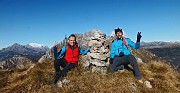 71 In vetta alla Corna Camozzera (1452 m)